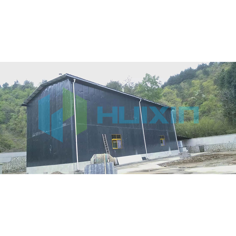 What types of waste materials can be incinerated in the Small Waste Incinerator?