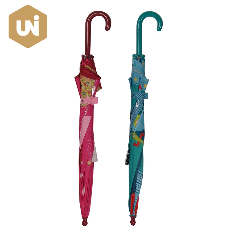 Key features and characteristics of RPET umbrellas may include